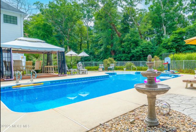 1577 Country Club Lane, Toms River, NJ 08753
