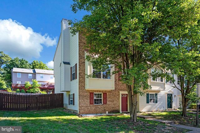 610 KENSINGTON DR, Fredericksburg, VA 22405