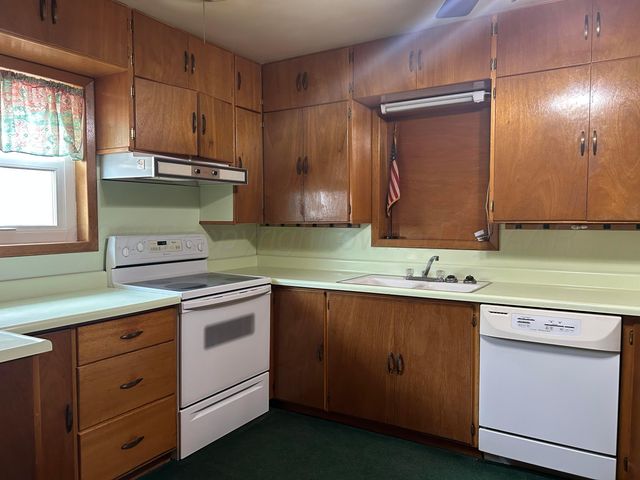 102 Willow Street, Lipscomb, TX 79056