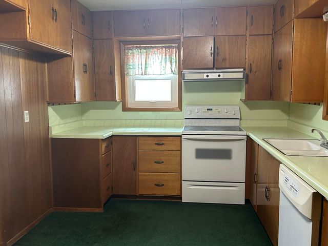 102 Willow Street, Lipscomb, TX 79056