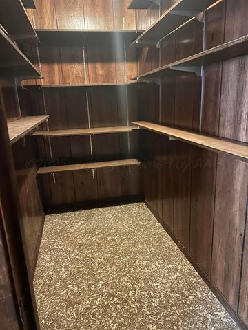 102 Willow Street, Lipscomb, TX 79056