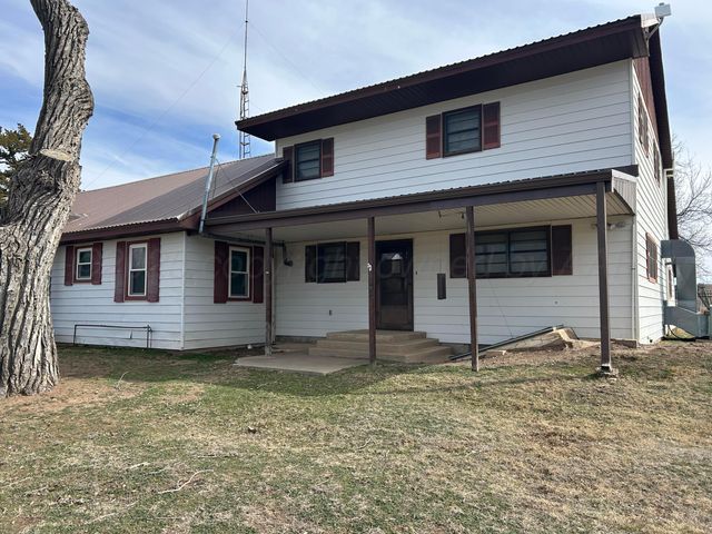 102 Willow Street, Lipscomb, TX 79056