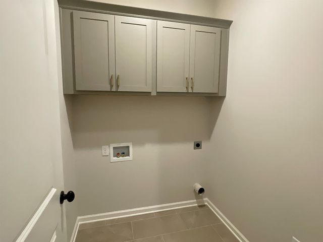 50 DRYSDALE CV, Atoka, TN 38004