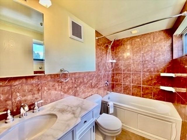 165 Quincy Shore Drive C47, Quincy, MA 02171