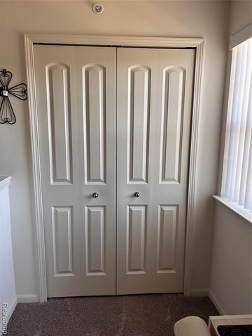 28263 S Pointe Lane 284, New Baltimore, MI 48051