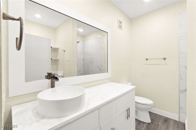 5751 East Hacienda Avenue 159, Las Vegas, NV 89122