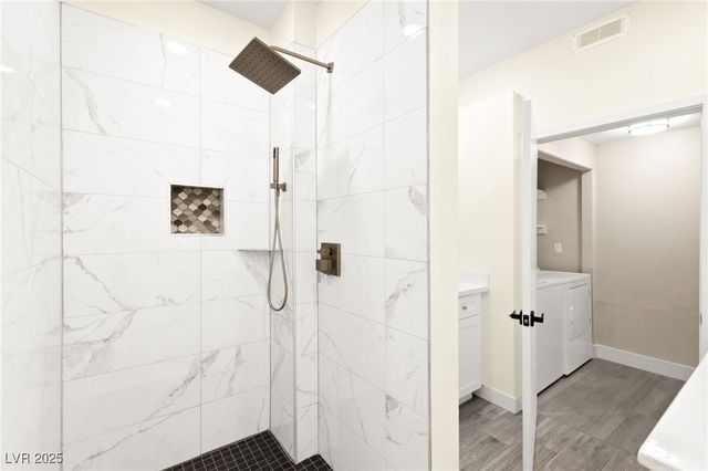 5751 East Hacienda Avenue 159, Las Vegas, NV 89122