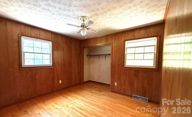 142 Avondale Road, Asheville, NC 28803