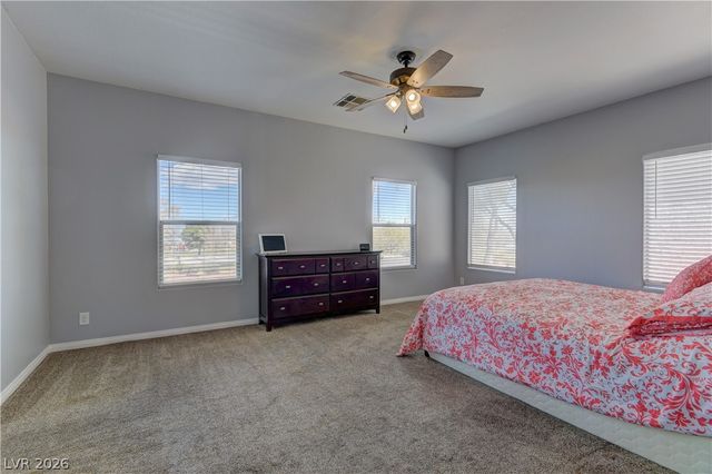 1124 Silver Stone Way, Las Vegas, NV 89123