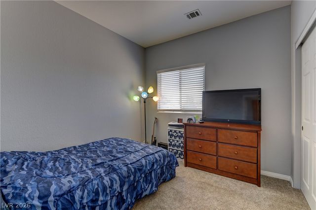 1124 Silver Stone Way, Las Vegas, NV 89123