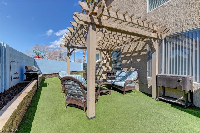 1124 Silver Stone Way, Las Vegas, NV 89123