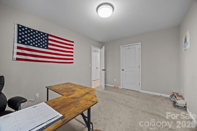 865 Winterside Lane, Winston Salem, NC 27107