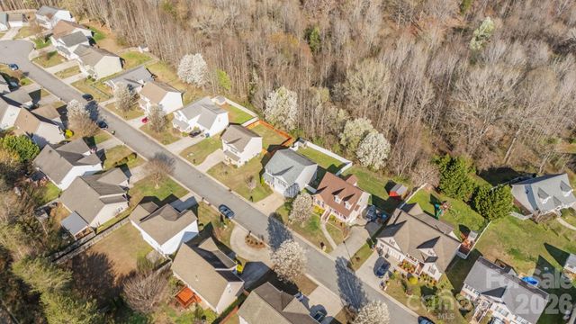 865 Winterside Lane, Winston Salem, NC 27107