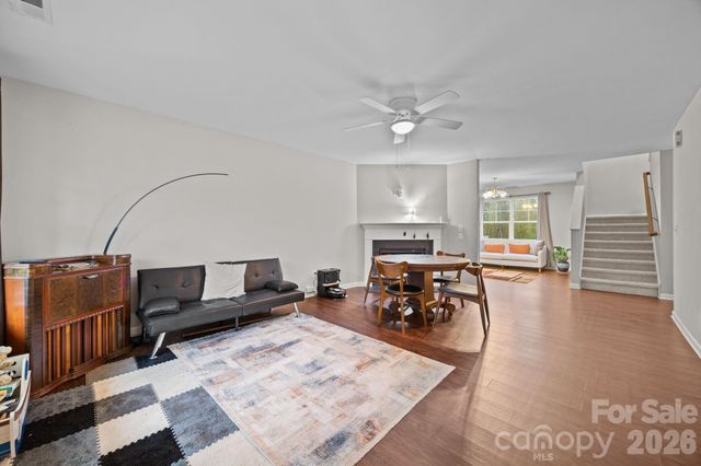 865 Winterside Lane, Winston Salem, NC 27107