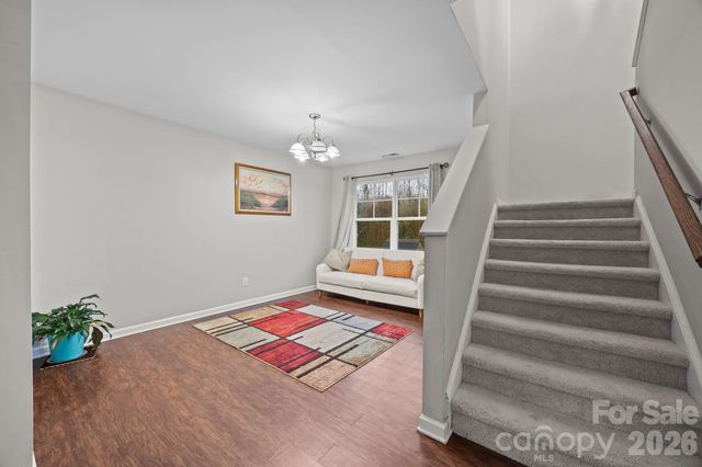 865 Winterside Lane, Winston Salem, NC 27107
