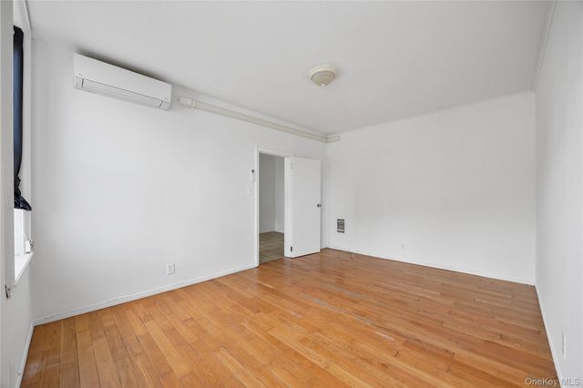 71-11 68th Street, Ridgewood, NY 11385