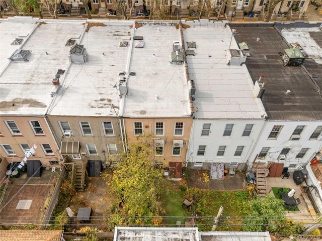 71-11 68th Street, Ridgewood, NY 11385