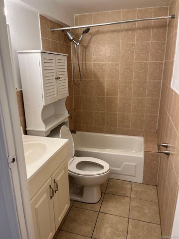 71-11 68th Street, Ridgewood, NY 11385