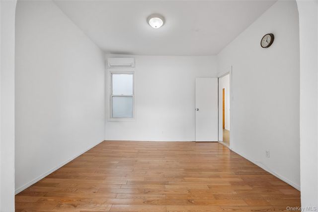 71-11 68th Street, Ridgewood, NY 11385