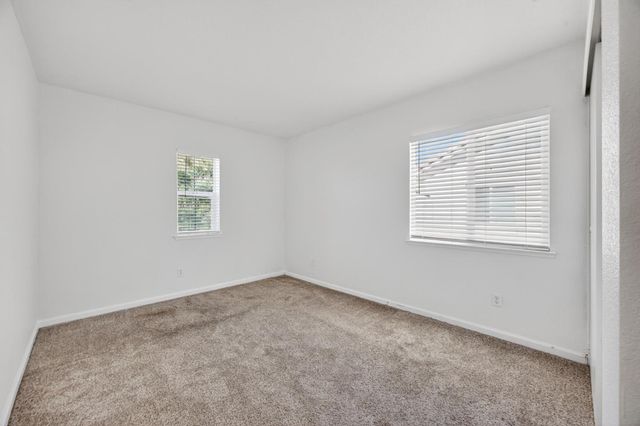 5908 Mclean Dr, Elk Grove, CA 95757