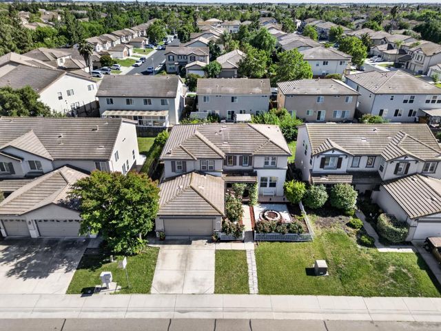 5908 Mclean Dr, Elk Grove, CA 95757