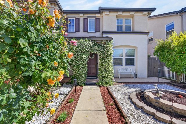 5908 Mclean Dr, Elk Grove, CA 95757