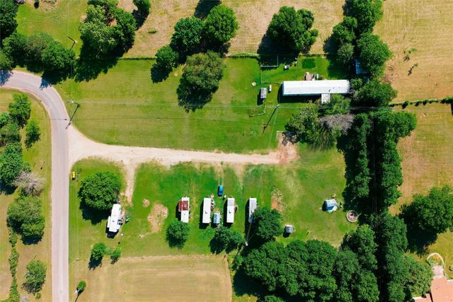 154 FRANKS VILLA, Bruceville, TX 76630