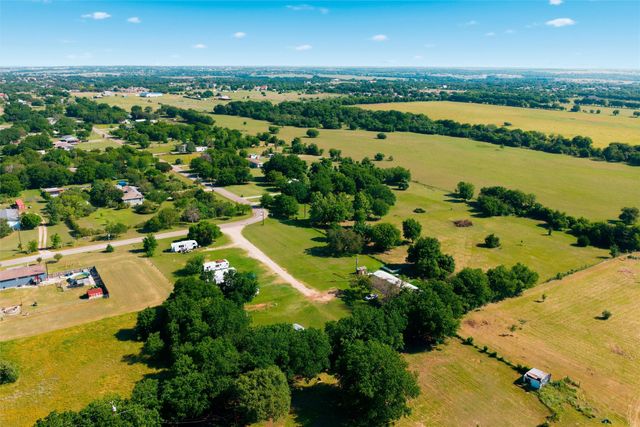 154 FRANKS VILLA, Bruceville, TX 76630