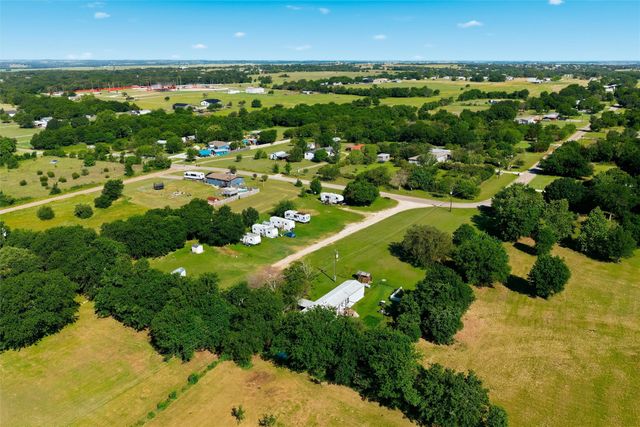 154 FRANKS VILLA, Bruceville, TX 76630