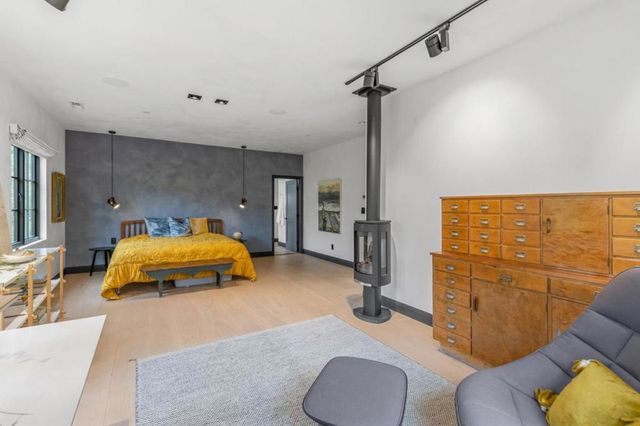 13321 La Paloma Road, Los Altos Hills, CA 94022