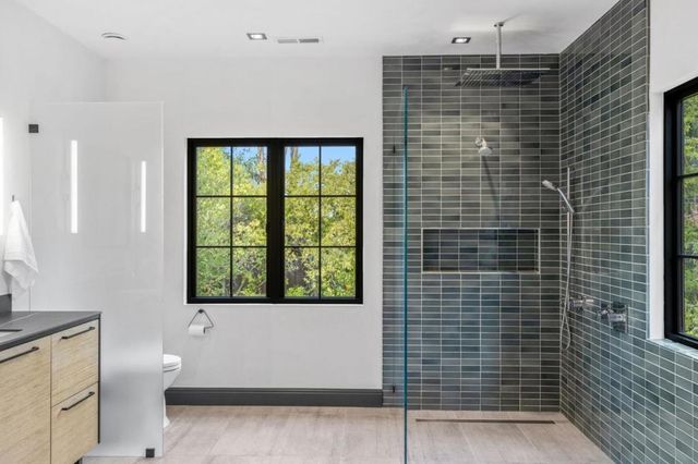 13321 La Paloma Road, Los Altos Hills, CA 94022