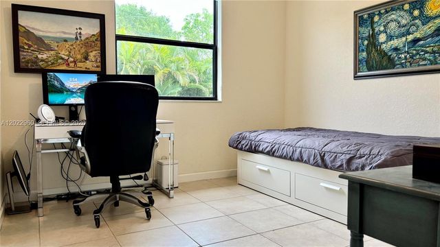 157 NE 25th Ave, Homestead, FL 33033