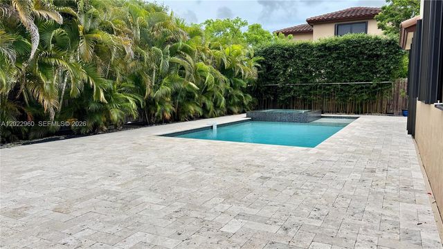 157 NE 25th Ave, Homestead, FL 33033