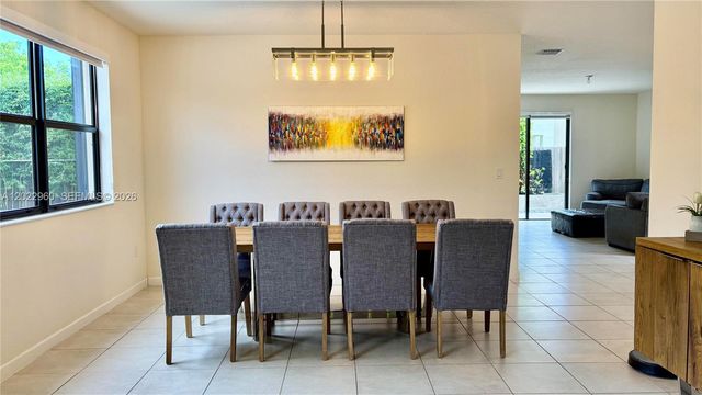 157 NE 25th Ave, Homestead, FL 33033