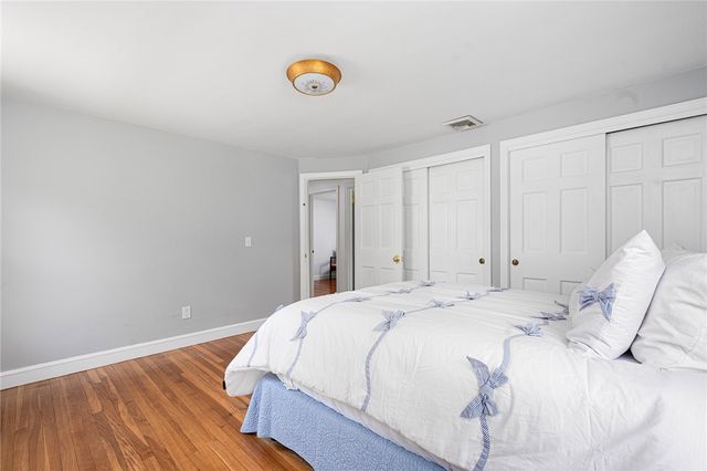 20 Bullock Avenue, Barrington, RI 02806