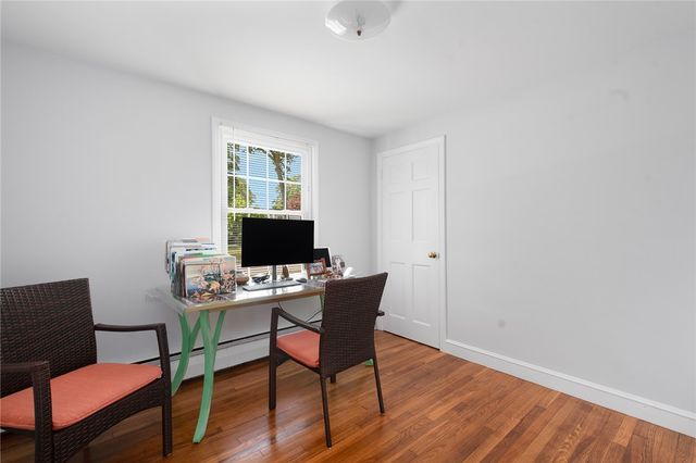 20 Bullock Avenue, Barrington, RI 02806