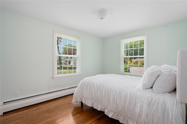 20 Bullock Avenue, Barrington, RI 02806