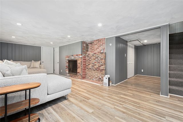 20 Bullock Avenue, Barrington, RI 02806