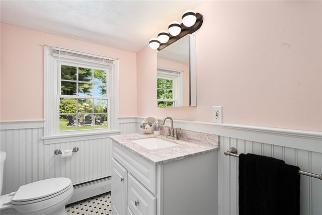 20 Bullock Avenue, Barrington, RI 02806