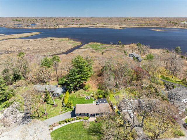 20 Bullock Avenue, Barrington, RI 02806