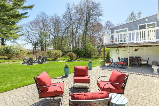 20 Bullock Avenue, Barrington, RI 02806