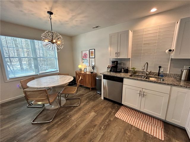 2 Duke Street D, West Warwick, RI 02893