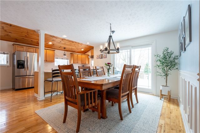 595 Lake Road, Webster, NY 14580