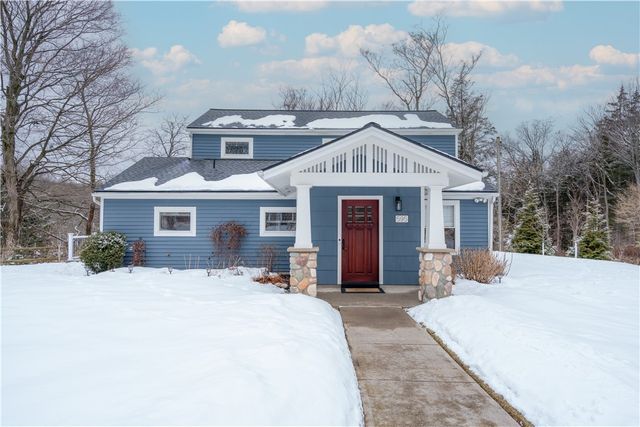 595 Lake Road, Webster, NY 14580