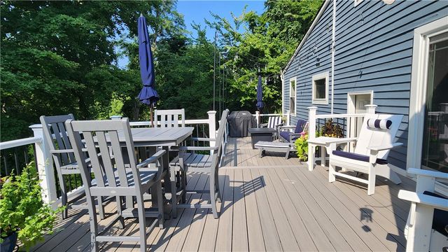 595 Lake Road, Webster, NY 14580