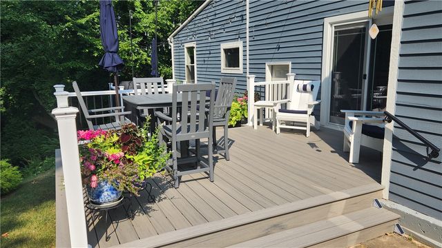 595 Lake Road, Webster, NY 14580