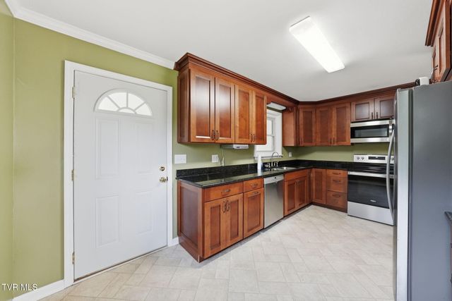 803 Old Jonesboro Road, Bristol, TN 37620