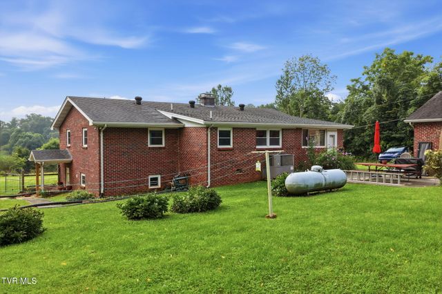 803 Old Jonesboro Road, Bristol, TN 37620