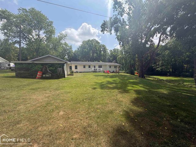 2660 S Morrice Road, Owosso, MI 48867