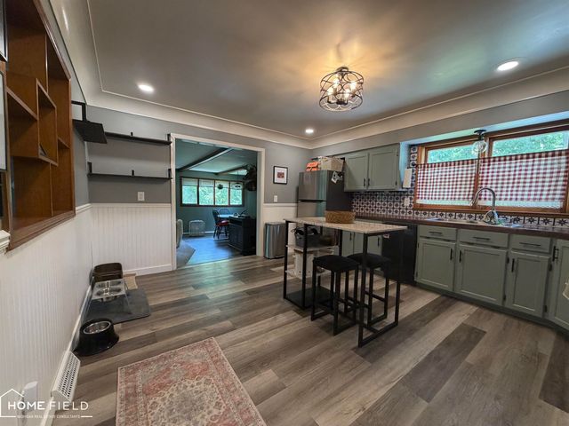 2660 S Morrice Road, Owosso, MI 48867